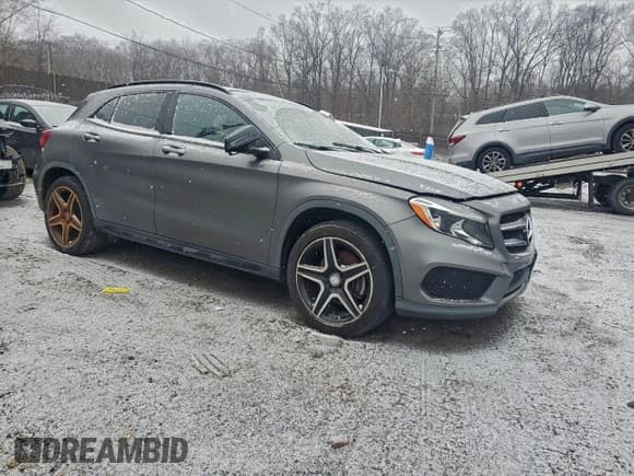 ✅ 2016 Mercedes-Benz GLA 250 • VIN: WDCTG4GB8GJ200758 • Лот: 95888965. Опубликован ранее на Copart с пробегом 101 106 миль. Бесплатный доступ к архиву аукционных продаж из США и подробный отчёт об истории автомобиля на DreamBid. Изображение 4.