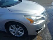 ✅ 2015 Nissan Altima SL • VIN: 1N4BL3AP6FC267041 • Lot: 41561523. Wystawiony na IAAI z przebiegiem 128 522 mil. Bezpłatny archiwum sprzedaży aukcyjnych z USA i szczegółowy raport historii pojazdu na DreamBid. Zdjęcie 18.