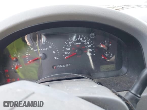 ✅ 2005 Ford F-150 STX • VIN: 1FTRX12WX5NB41226 • Lot: 43788896. Wystawiony na IAAI z przebiegiem 194 020 mil. Bezpłatny archiwum sprzedaży aukcyjnych z USA i szczegółowy raport historii pojazdu na DreamBid. Zdjęcie 7.