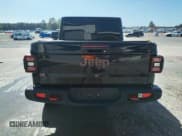 ✅ 2022 Jeep Gladiator Rubicon • VIN: 1C6JJTBG6NL106690 • Lot: 74349764. Wystawiony na Copart z przebiegiem 20 583 mil. Bezpłatny archiwum sprzedaży aukcyjnych z USA i szczegółowy raport historii pojazdu na DreamBid. Zdjęcie 6.