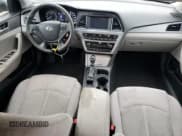 ✅ 2016 Hyundai Sonata SE • VIN: 5NPE24AF8GH280421 • Лот: 92122185. Опубликован ранее на Copart с пробегом 119 485 миль. Бесплатный доступ к архиву аукционных продаж из США и подробный отчёт об истории автомобиля на DreamBid. Изображение 8.