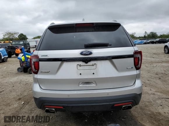 ✅ 2016 Ford Explorer Sport • VIN: 1FM5K8GT4GGB92499 • Lot: 71482845. Wystawiony na Copart z przebiegiem 154 849 mil. Bezpłatny archiwum sprzedaży aukcyjnych z USA i szczegółowy raport historii pojazdu na DreamBid. Zdjęcie 6.