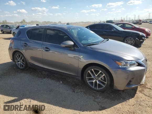 ✅ 2017 Lexus CT 200h • VIN: JTHKD5BH4H2301219 • Lot: 71015175. Wystawiony na Copart z przebiegiem 133 138 mil. Bezpłatny archiwum sprzedaży aukcyjnych z USA i szczegółowy raport historii pojazdu na DreamBid. Zdjęcie 4.