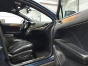 ✅ 2018 Lincoln MKC Select • VIN: 5LMCJ2C99JUL29301 • Lot: 42691907. Listed on IAAI with 57,101 mi. Free auction sales archive from the USA and detailed vehicle history report at DreamBid. Image 5.