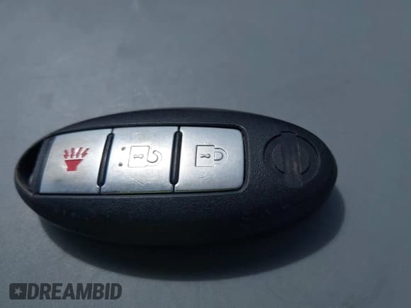 ✅ 2012 Nissan Juke SV • VIN: JN8AF5MV5CT123516 • Lot: 42131361. Wystawiony na IAAI z przebiegiem 101 896 mil. Bezpłatny archiwum sprzedaży aukcyjnych z USA i szczegółowy raport historii pojazdu na DreamBid. Zdjęcie 11.