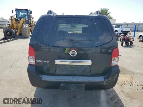 ✅ 2006 Nissan Pathfinder S • VIN: 5N1AR18U36C648779 • Лот: 62191105. Опубликован ранее на Copart с пробегом 182 373 миль. Бесплатный доступ к архиву аукционных продаж из США и подробный отчёт об истории автомобиля на DreamBid. Изображение 6.