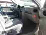 2004 Hyundai Santa Fe GLS z VIN KM8SC73DX4U624809, wystawiony jako IAAI lot #40739378 z przebiegiem 237 778 mil mil oraz . Historia ofert i sprzedaży dostępna na DreamBid. Obrazek 5.