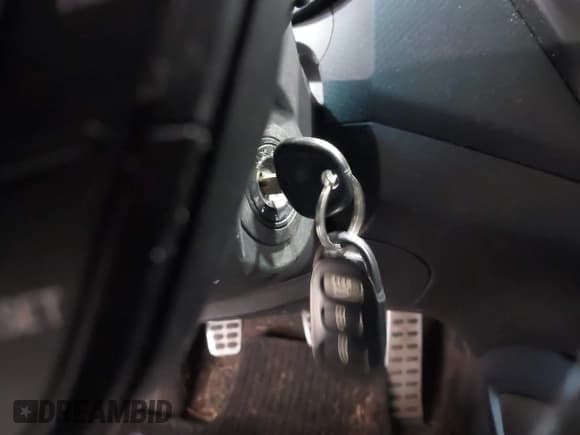 ✅ 2016 Hyundai Veloster Turbo Rally Edition • VIN: KMHTC6AE9GU261241 • Lot: 43283522. Wystawiony na IAAI z przebiegiem 143 991 mil. Bezpłatny archiwum sprzedaży aukcyjnych z USA i szczegółowy raport historii pojazdu na DreamBid. Zdjęcie 11.