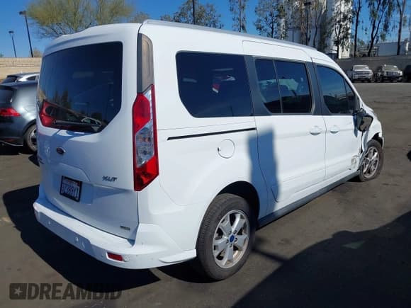 ✅ 2015 Ford Transit Connect XLT • VIN: NM0GE9F75F1194761 • Lot: 43604719. Wystawiony na IAAI z przebiegiem 238 620 mil. Bezpłatny archiwum sprzedaży aukcyjnych z USA i szczegółowy raport historii pojazdu na DreamBid. Zdjęcie 4.