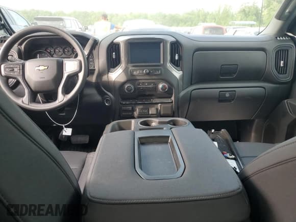 ✅ 2025 Chevrolet Silverado 1500 • VIN: 1GCRKAED1SZ221060 • Лот: 54929165. Опубликован ранее на Copart с пробегом 698 миль. Бесплатный доступ к архиву аукционных продаж из США и подробный отчёт об истории автомобиля на DreamBid. Изображение 8.