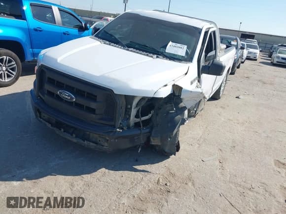 ✅ 2017 Ford F-150 XL • VIN: 1FTMF1C86HKE49156 • Лот: 43402082. Опубликован ранее на IAAI с пробегом 233 463 миль. Бесплатный доступ к архиву аукционных продаж из США и подробный отчёт об истории автомобиля на DreamBid. Изображение 17.