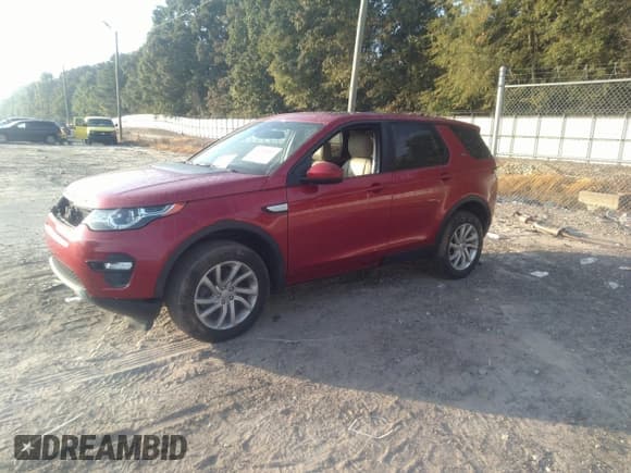 ✅ 2016 Land Rover Discovery Sport HSE • VIN: SALCR2BG0GH569766 • Lot: 43265267. Wystawiony na IAAI z przebiegiem 30 086 mil. Bezpłatny archiwum sprzedaży aukcyjnych z USA i szczegółowy raport historii pojazdu na DreamBid. Zdjęcie 2.