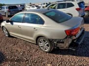 ✅ 2015 Volkswagen Jetta SEL • VIN: 3VWL07AJ2FM318069 • Лот: 94807905. Опубликован ранее на Copart с пробегом 111 276 миль. Бесплатный доступ к архиву аукционных продаж из США и подробный отчёт об истории автомобиля на DreamBid. Изображение 2.