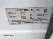 ✅ 2022 Tesla Model X Plaid • VIN: 7SAXCBE62NF336596 • Lot: 43775408. Wystawiony na IAAI z przebiegiem 24 163 mil. Bezpłatny archiwum sprzedaży aukcyjnych z USA i szczegółowy raport historii pojazdu na DreamBid. Zdjęcie 9.