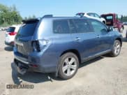 ✅ 2013 Toyota Highlander Limited • VIN: 5TDDK3EHXDS208675 • Lot: 42467092. Listed on IAAI with 82,276 mi. Free auction sales archive from the USA and detailed vehicle history report at DreamBid. Image 4.