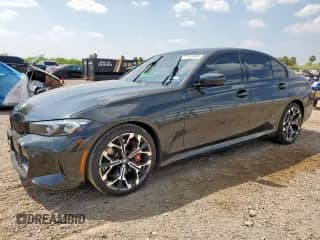 2025 BMW 3 Series 330i z VIN 3MW69CW08S8F52280, wystawiony jako Copart lot #71753455 z przebiegiem 4 976 mil mil oraz Szkoda całkowita • Salvage title. Historia ofert i sprzedaży dostępna na DreamBid. Obrazek 1.