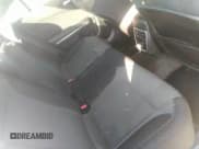 ✅ 2015 Dodge Charger SXT • VIN: 2C3CDXHG4FH801146 • Лот: 42502516. Опубликован ранее на IAAI с пробегом 234 168 миль. Бесплатный доступ к архиву аукционных продаж из США и подробный отчёт об истории автомобиля на DreamBid. Изображение 8.