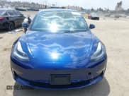 ✅ 2023 Tesla Model 3 Long Range • VIN: 5YJ3E1EB1PF667685 • Lot: 42106399. Wystawiony na IAAI z przebiegiem 7 544 mil. Bezpłatny archiwum sprzedaży aukcyjnych z USA i szczegółowy raport historii pojazdu na DreamBid. Zdjęcie 12.