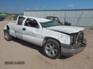 ✅ 2005 Chevrolet Silverado 1500 LS • VIN: 1GCEC19Z35Z286854 • Лот: 43374287. Опубликован ранее на IAAI с пробегом Не указан. Бесплатный доступ к архиву аукционных продаж из США и подробный отчёт об истории автомобиля на DreamBid. Изображение 1.