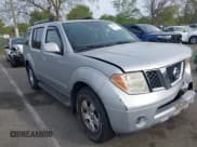 ✅ 2006 Nissan Pathfinder SE • VIN: 5N1AR18W46C648937 • Lot: 42098712. Wystawiony na IAAI z przebiegiem 159 315 mil. Bezpłatny archiwum sprzedaży aukcyjnych z USA i szczegółowy raport historii pojazdu na DreamBid. Zdjęcie 1.