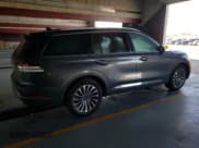 ✅ 2020 Lincoln Aviator Reserve • VIN: 5LM5J7XC7LGL19606 • Лот: 68894442. Опубликован ранее на Copart с пробегом 37 727 миль. Бесплатный доступ к архиву аукционных продаж из США и подробный отчёт об истории автомобиля на DreamBid. Изображение 3.