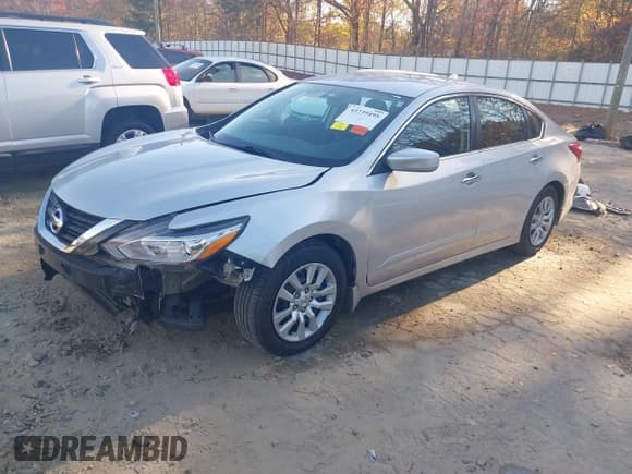 ✅ 2017 Nissan Altima SR • VIN: 1N4AL3AP5HC298568 • Lot: 43739495. Listed on IAAI with 129,065 mi. Free auction sales archive from the USA and detailed vehicle history report at DreamBid. Image 2.