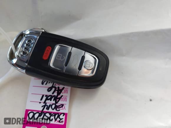 ✅ 2014 Audi A6 Premium Plus • VIN: WAUGFAFC5EN036309 • Lot: 43470364. Wystawiony na IAAI z przebiegiem 188 865 mil. Bezpłatny archiwum sprzedaży aukcyjnych z USA i szczegółowy raport historii pojazdu na DreamBid. Zdjęcie 11.