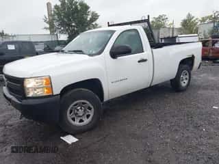 2010 Chevrolet Silverado 1500 Work Truck с VIN 1GCPKPE02AZ200658, выставлен на аукционе IAAI как лот 43436190 с пробегом 161 302 миль миль и . История ставок и продаж доступна на DreamBid. Изображение 2.