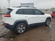 ✅ 2017 Jeep Cherokee Trailhawk • VIN: 1C4PJMBS1HW622388 • Lot: 54990075. Wystawiony na Copart z przebiegiem 101 437 mil. Bezpłatny archiwum sprzedaży aukcyjnych z USA i szczegółowy raport historii pojazdu na DreamBid. Zdjęcie 3.