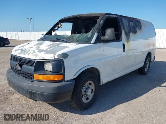 ✅ 2008 Chevrolet Express Cargo • VIN: 1GCGG25C481141863 • Лот: 42510303. Опубликован ранее на IAAI с пробегом Не указан. Бесплатный доступ к архиву аукционных продаж из США и подробный отчёт об истории автомобиля на DreamBid. Изображение 2.