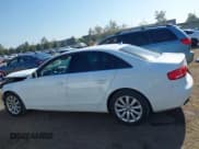 ✅ 2010 Audi A4 Premium Plus • VIN: WAUEFAFL9AN070187 • Lot: 43131271. Wystawiony na IAAI z przebiegiem 147 952 mil. Bezpłatny archiwum sprzedaży aukcyjnych z USA i szczegółowy raport historii pojazdu na DreamBid. Zdjęcie 14.