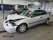 ✅ 1998 Honda Civic CX • VIN: 2HGEJ632XWH118694 • Lot: 52016335. Listed on Copart with 307,041 mi. Free auction sales archive from the USA and detailed vehicle history report at DreamBid. Image 1.