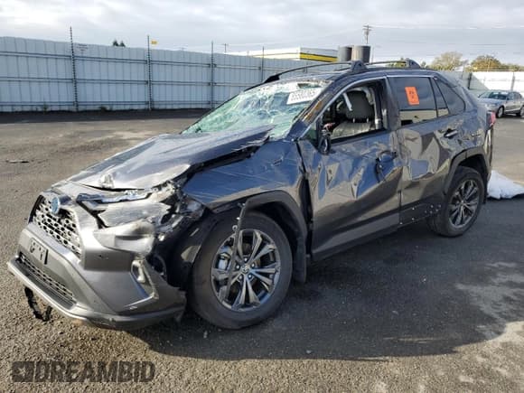✅ 2023 Toyota RAV4 Hybrid Limited • VIN: 4T3D6RFV2PU136871 • Lot: 85580365. Listed on Copart with Not provided. Free auction sales archive from the USA and detailed vehicle history report at DreamBid. Image 1.