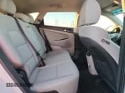 ✅ 2020 Hyundai Tucson Sport • VIN: KM8J3CAL2LU219024 • Lot: 90932025. Wystawiony na Copart z przebiegiem 57 098 mil. Bezpłatny archiwum sprzedaży aukcyjnych z USA i szczegółowy raport historii pojazdu na DreamBid. Zdjęcie 11.