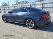 ✅ 2013 Audi S5 Premium Plus • VIN: WAUCGAFR9DA043933 • Lot: 47098075. Wystawiony na Copart z przebiegiem 96 069 mil. Bezpłatny archiwum sprzedaży aukcyjnych z USA i szczegółowy raport historii pojazdu na DreamBid. Zdjęcie 2.