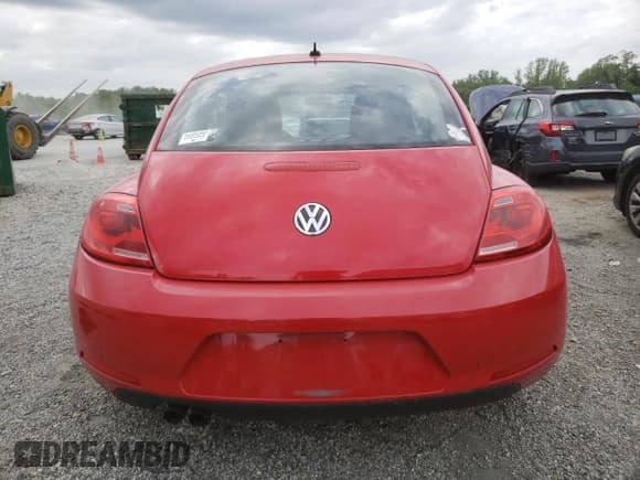 ✅ 2012 Volkswagen Beetle Entry • VIN: 3VWFP7AT4CM646048 • Lot: 53542435. Listed on Copart with 145,470 mi. Free auction sales archive from the USA and detailed vehicle history report at DreamBid. Image 6.