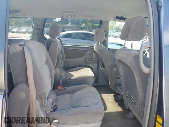 ✅ 2008 Toyota Sienna LE • VIN: 5TDZK23C08S136575 • Lot: 81926095. Listed on Copart with 152,853 mi. Free auction sales archive from the USA and detailed vehicle history report at DreamBid. Image 11.
