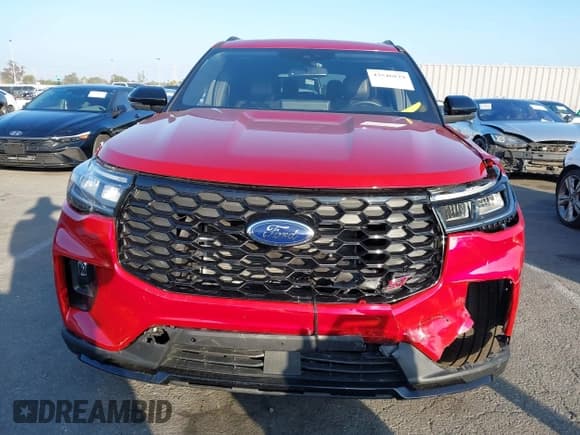 ✅ 2025 Ford Explorer ST • VIN: 1FMWK8GC4SGB02488 • Лот: 43546829. Опубликован ранее на IAAI с пробегом 13 179 миль. Бесплатный доступ к архиву аукционных продаж из США и подробный отчёт об истории автомобиля на DreamBid. Изображение 12.