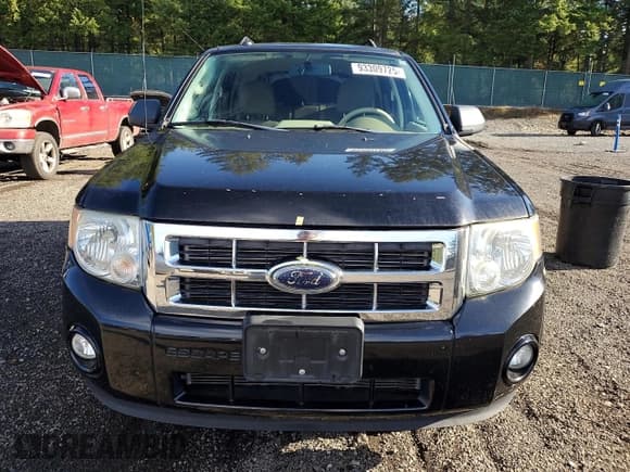 ✅ 2009 Ford Escape XLT • VIN: 1FMCU93G89KB95633 • Lot: 93309725. Listed on Copart with 111,566 mi. Free auction sales archive from the USA and detailed vehicle history report at DreamBid. Image 5.