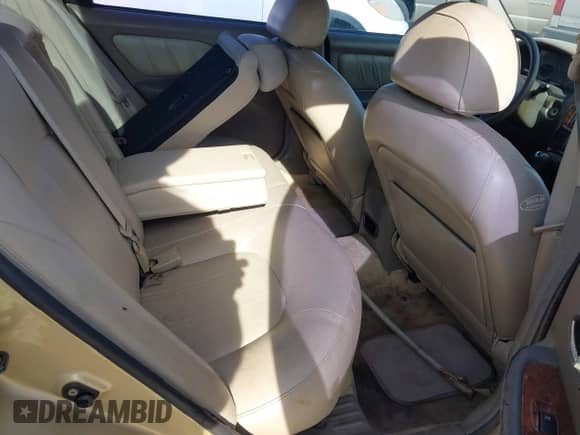 2002 Hyundai Sonata GLS with VIN KMHWF35HX2A506484, listed as a IAAI auction lot 41257939 with 280,153 mi miles and . Bid and sale history available at DreamBid. Image 8.