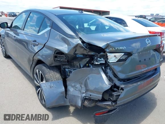 ✅ 2020 Nissan Altima SR • VIN: 1N4BL4CW4LC172791 • Lot: 42526573. Listed on IAAI with 64,066 mi. Free auction sales archive from the USA and detailed vehicle history report at DreamBid. Image 6.