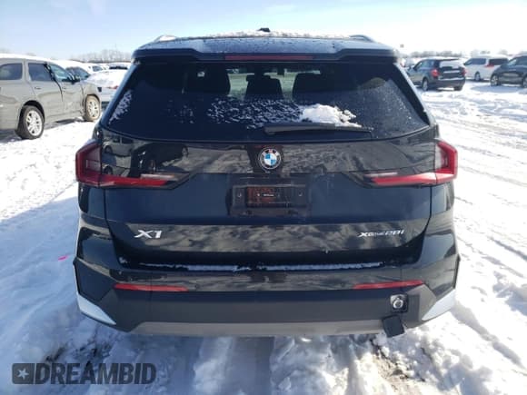 ✅ 2023 BMW X1 xDrive28i • VIN: WBX73EF00P5X04533 • Лот: 38533654. Опубликован ранее на Copart с пробегом 11 361 миль. Бесплатный доступ к архиву аукционных продаж из США и подробный отчёт об истории автомобиля на DreamBid. Изображение 6.