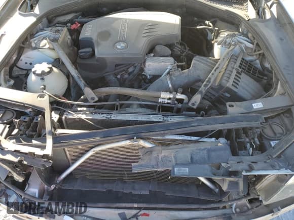 ✅ 2014 BMW 5 Series 528i xDrive • VIN: WBA5A7C59ED618031 • Lot: 92112715. Listed on Copart with 140,635 mi. Free auction sales archive from the USA and detailed vehicle history report at DreamBid. Image 11.