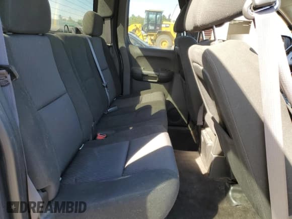 ✅ 2011 Chevrolet Silverado 1500 LT • VIN: 1GCRKSE34BZ221356 • Лот: 80696055. Опубликован ранее на Copart с пробегом Не указан. Бесплатный доступ к архиву аукционных продаж из США и подробный отчёт об истории автомобиля на DreamBid. Изображение 11.