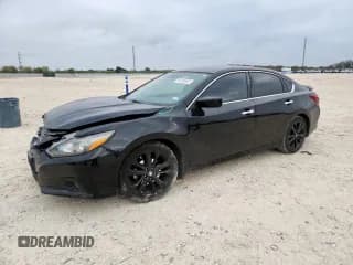 ✅ 2017 Nissan Altima S • VIN: 1N4AL3APXHN348692 • Lot: 92826085. Listed on Copart with 107,932 mi. Free auction sales archive from the USA and detailed vehicle history report at DreamBid. Image 1.