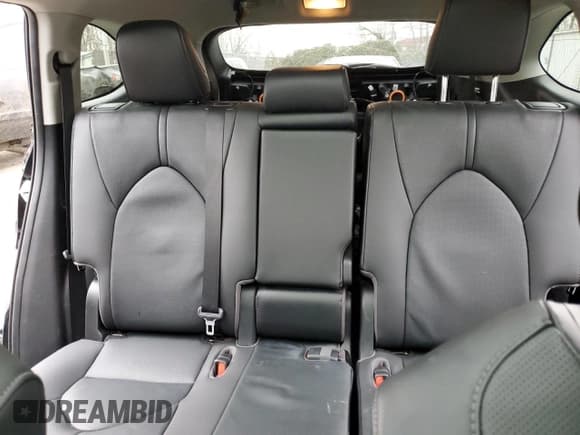 ✅ 2020 Toyota Highlander Hybrid Limited • VIN: 5TDDBRCH5LS008047 • Lot: 38398853. Wystawiony na Copart z przebiegiem 36 694 mil. Bezpłatny archiwum sprzedaży aukcyjnych z USA i szczegółowy raport historii pojazdu na DreamBid. Zdjęcie 10.