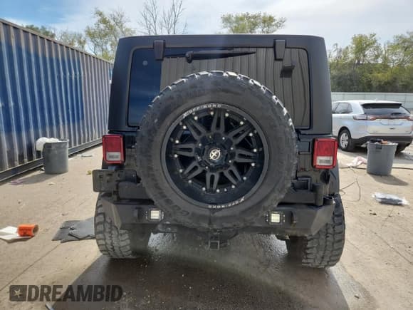✅ 2013 Jeep Wrangler Unlimited Sahara • VIN: 1C4BJWEG4DL698616 • Лот: 84913545. Опубликован ранее на Copart с пробегом 119 085 миль. Бесплатный доступ к архиву аукционных продаж из США и подробный отчёт об истории автомобиля на DreamBid. Изображение 6.