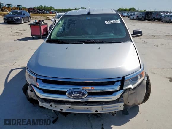 ✅ 2014 Ford Edge SE • VIN: 2FMDK3G98EBB38307 • Lot: 52678265. Wystawiony na Copart z przebiegiem 88 244 mil. Bezpłatny archiwum sprzedaży aukcyjnych z USA i szczegółowy raport historii pojazdu na DreamBid. Zdjęcie 5.