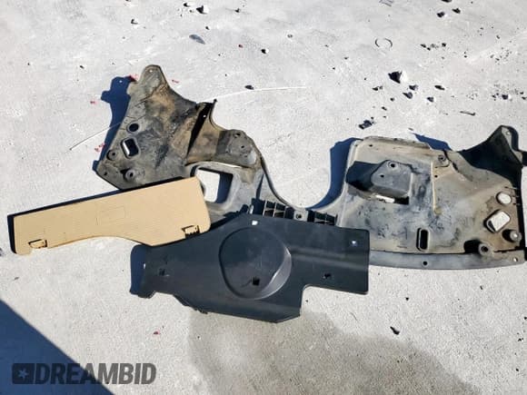 ✅ 2010 Honda Odyssey EX-L • VIN: 5FNRL3H60AB097552 • Лот: 91254425. Опубликован ранее на Copart с пробегом 177 613 миль. Бесплатный доступ к архиву аукционных продаж из США и подробный отчёт об истории автомобиля на DreamBid. Изображение 13.