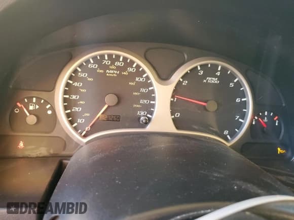 ✅ 2006 Chevrolet Equinox LS • VIN: 2CNDL23F166005188 • Lot: 82729055. Listed on Copart with 121,260 mi. Free auction sales archive from the USA and detailed vehicle history report at DreamBid. Image 9.